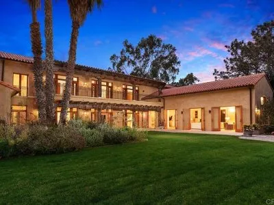 2665 Idle Hour Ln, La Jolla, CA 92037
